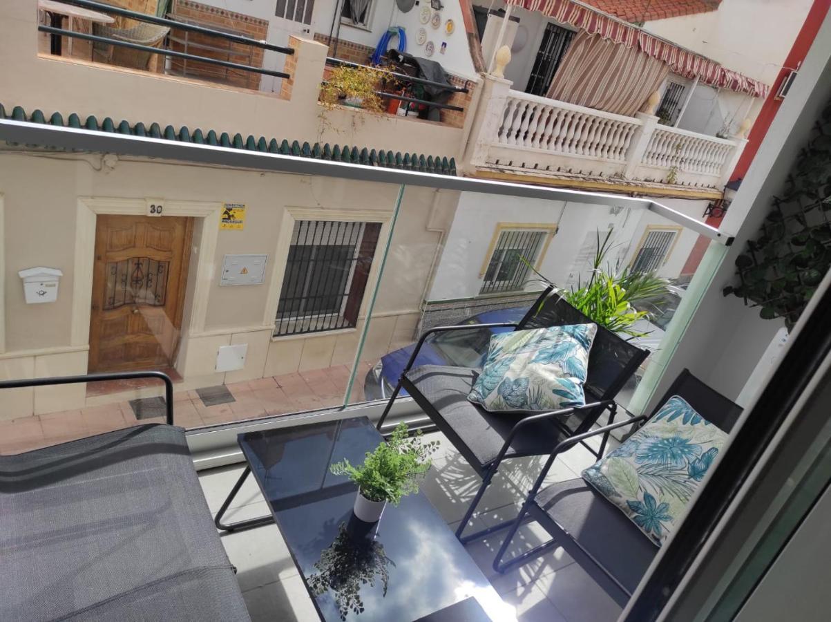 Los Boliches Holidays Suites ฟูเอนฮิโรลา ภายนอก รูปภาพ